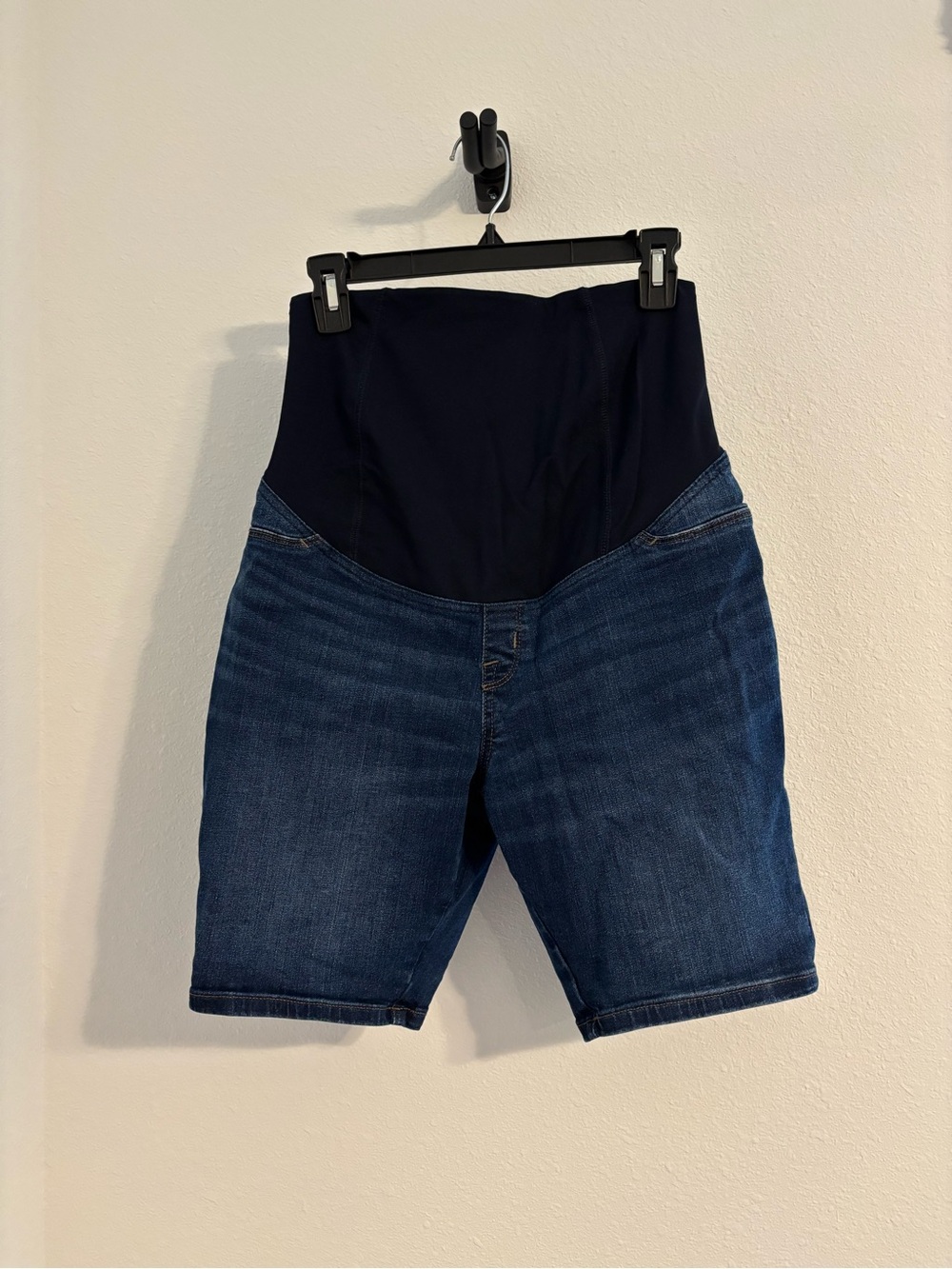 Isabel Maternity Denim Bermuda Shorts in Dark Blue with navy Panel, like new